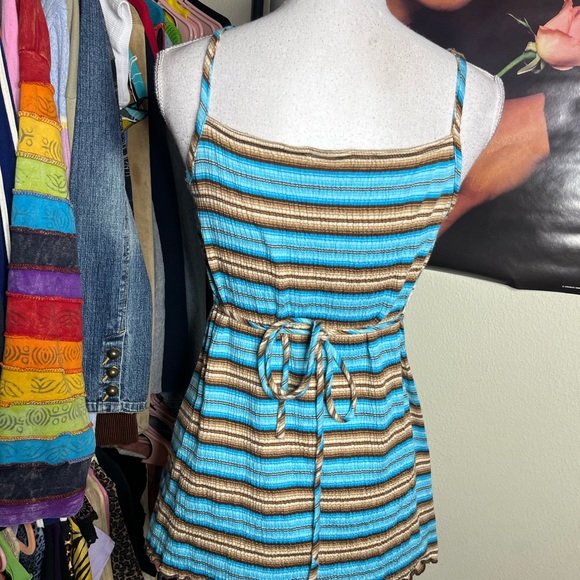 Size: M - Picture 3 of 4